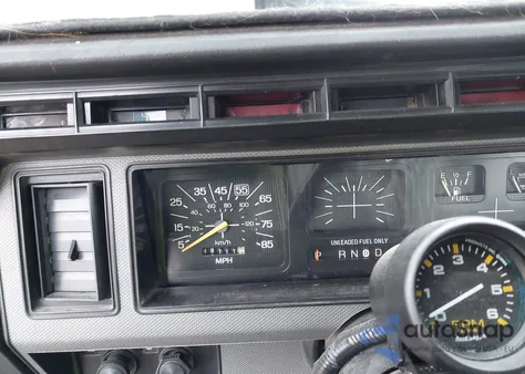 1986 Ford Bronco U100 z USA, uszkodzony, nr VIN 1FMDU15N5GLA79234